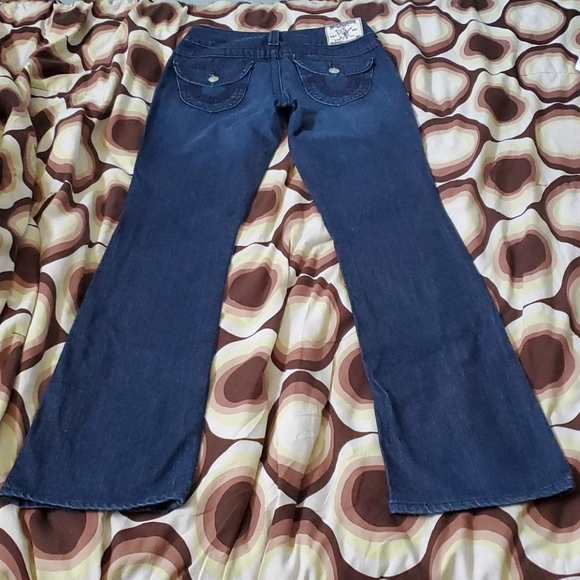 Women Becky True Religion Blue Jeans in a Size 28 - Picture 2 of 10